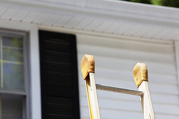 How To Choose The Right Materials for Your Siding Installation in 'Lincoln, IL